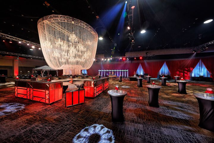Ballroom/Hall 29 of 35