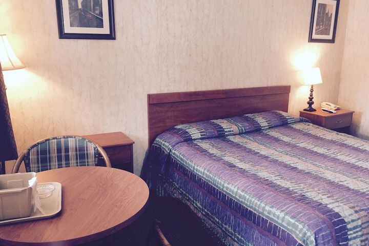 Red Carpet Inn