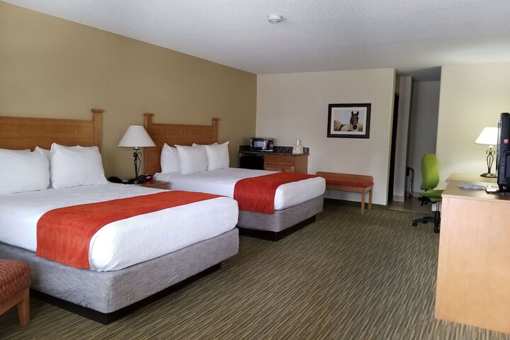 Best Western Paint Pony Lodge