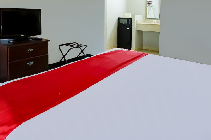 Room 8 of 41