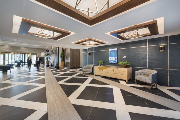 Crowne Plaza Providence-Warwick Airport by IHG