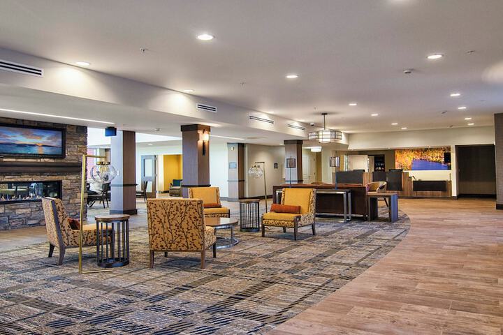 Staybridge Suites Marquette by IHG