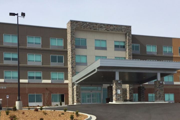 Holiday Inn Express & Suites Danville by IHG