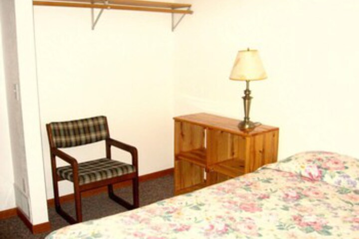 Shady Hollow Resort