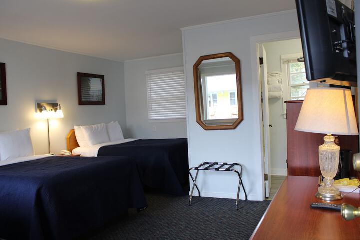 Room 28 of 66