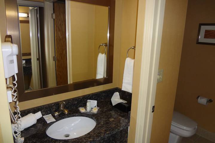 Room 13 of 43