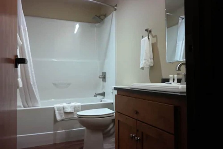 Room 12 of 39
