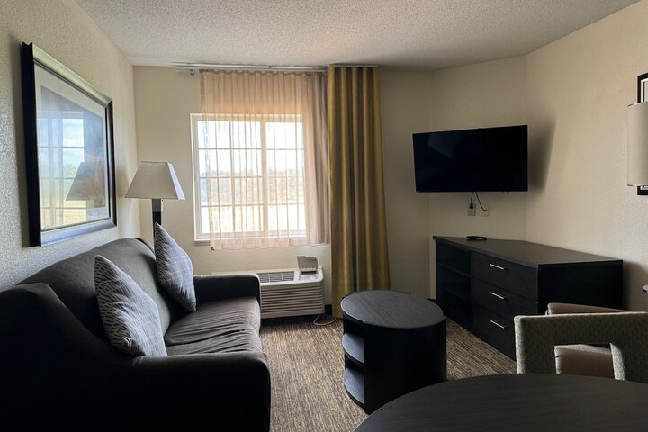 Candlewood Suites Olive Branch by IHG