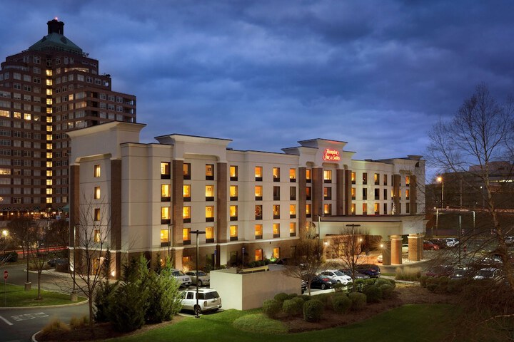 Hampton Inn & Suites Hartford / East Hartford