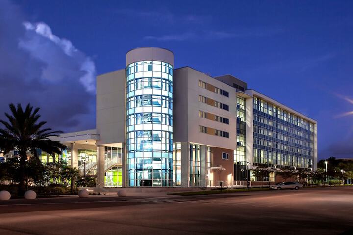 Staybridge Suites St. Petersburg Downtown by IHG