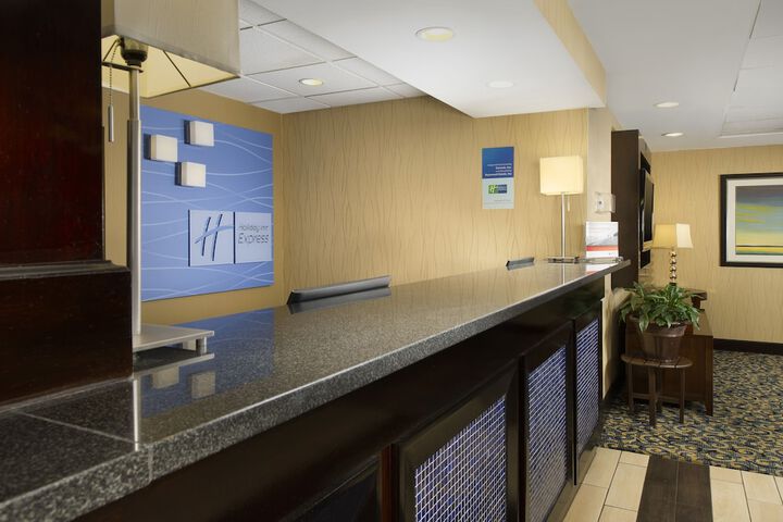 Hotel Interior 9 of 33