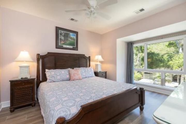 4989 Turtle Point Villa by RedAwning