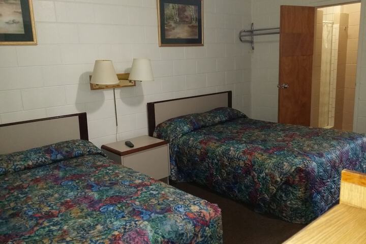 Rosemount Motel