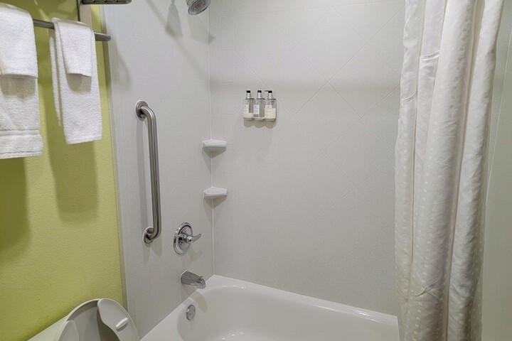Holiday Inn Garland by IHG