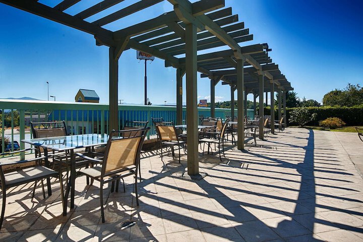 Terrace/Patio 28 of 30