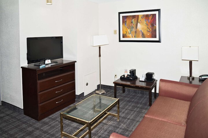 Room 20 of 39