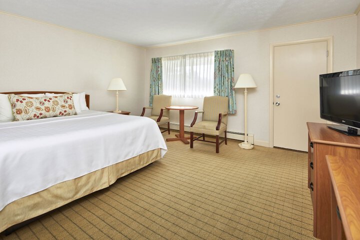 Room 34 of 49