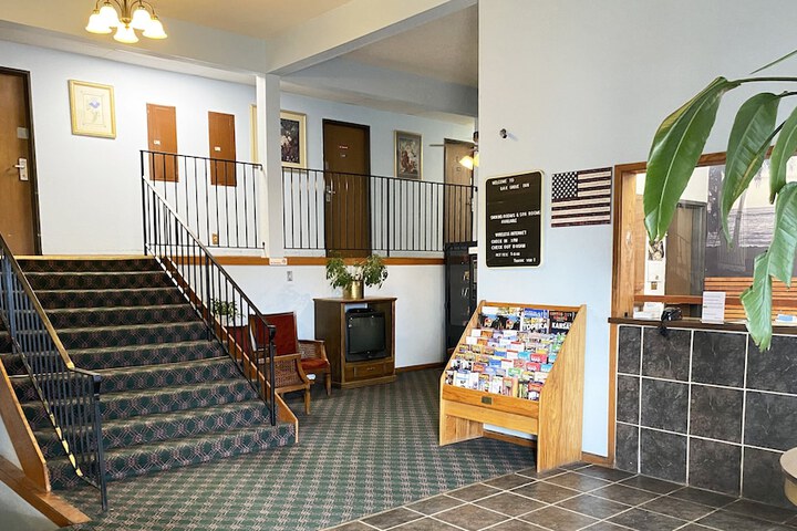Hotel Interior 14 of 43