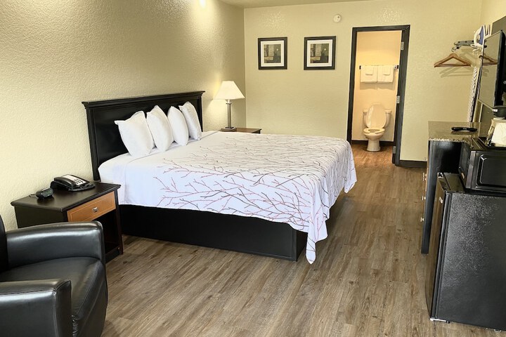 Room 29 of 42