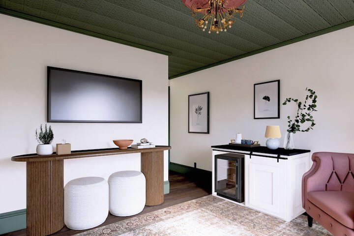 Room 17 of 50