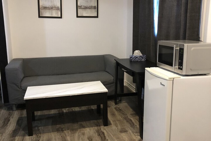Room 22 of 65