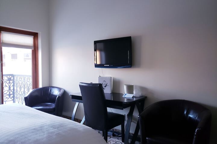 Lowell Inn