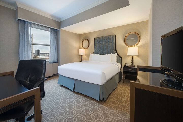 Room 90 of 154