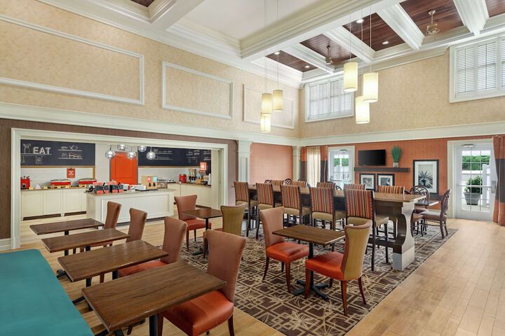 Hampton Inn & Suites Outer Banks / Corolla
