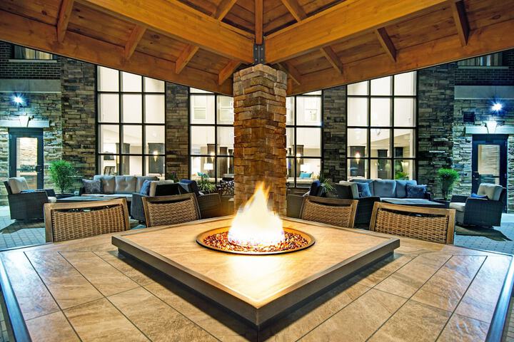 Staybridge Suites Sterling Heights - Detroit by IHG