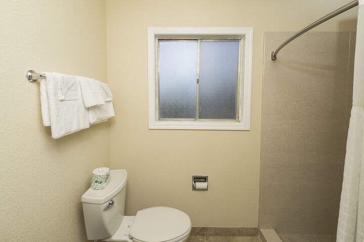 Room 10 of 22