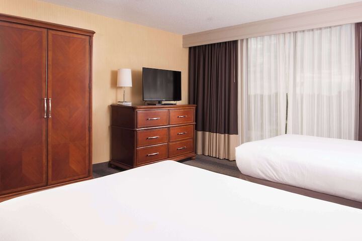 Room 28 of 110
