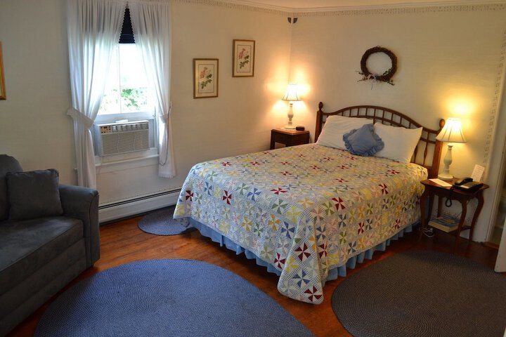 Room 54 of 108