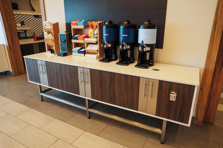 Breakfast/Coffee Service 52 of 70