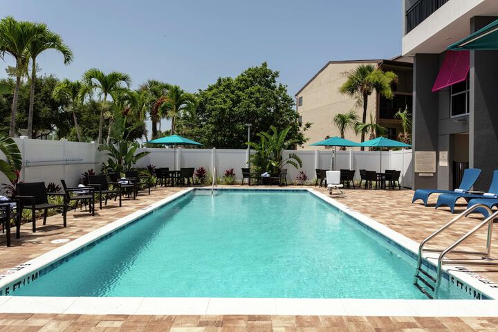 Pool 6 of 26