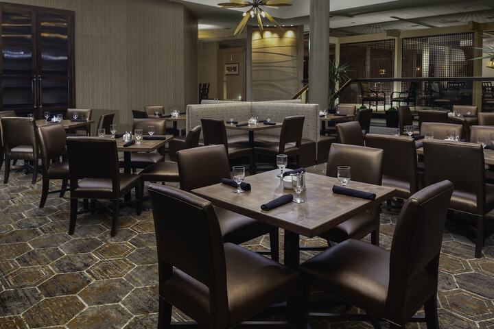 Dining 37 of 57