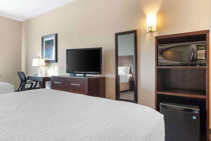 Best Western Plus Brandon Inn