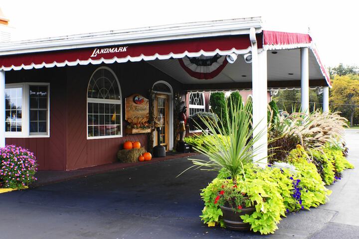 Hotel 5 of 62