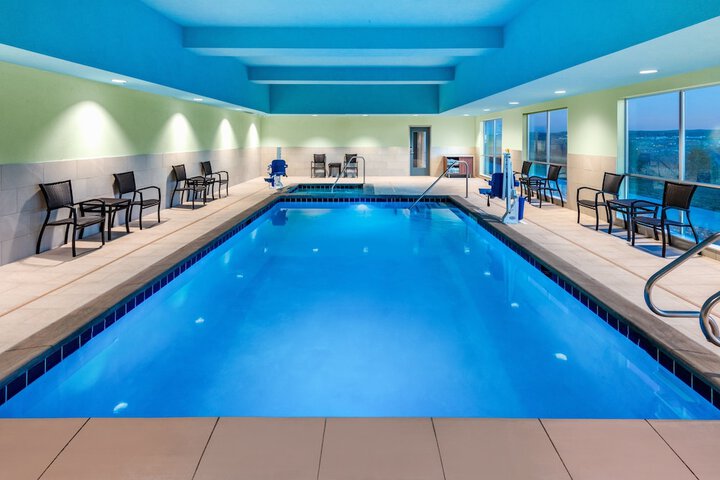 Pool 8 of 43