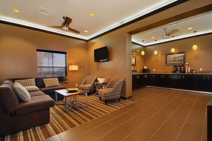 Hotel Interior 7 of 20