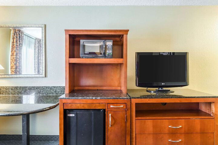 Quality Inn Chicopee - Springfield