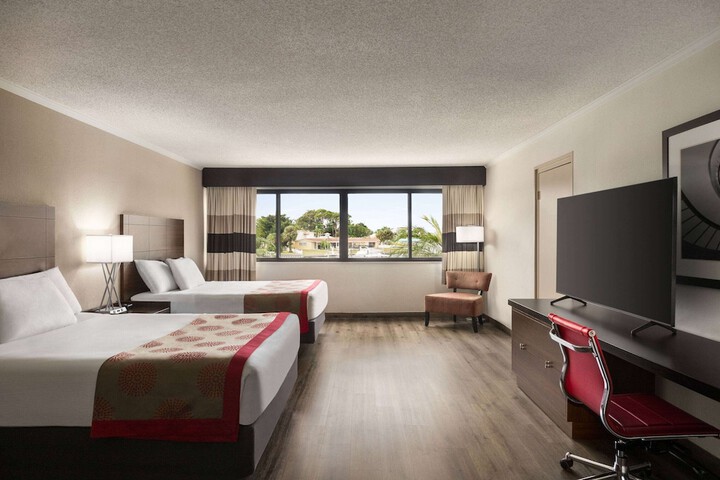 Room 22 of 52