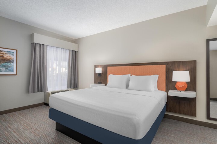 Hampton Inn by Hilton Altoona