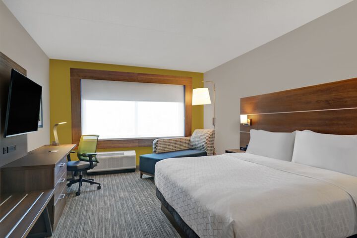 Holiday Inn Express Kingston West by IHG
