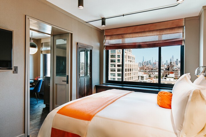 Room 20 of 63