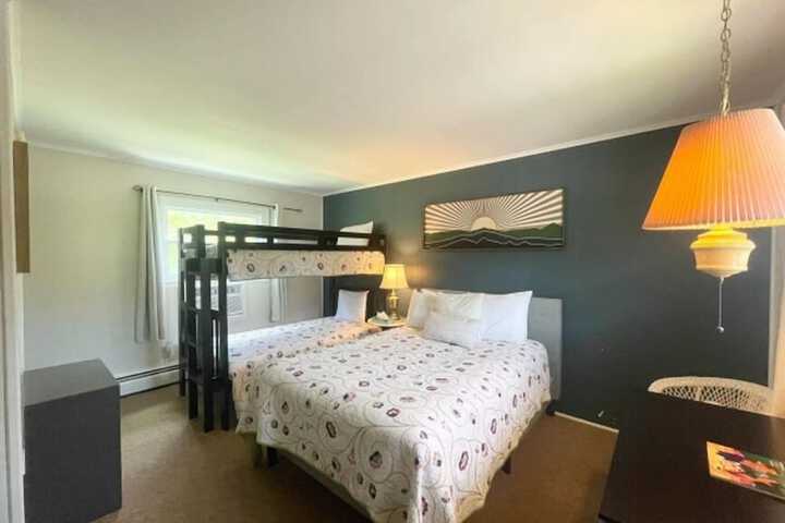 Brittany Motel