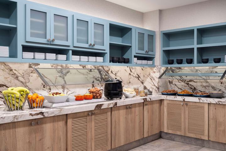 Hyatt Place Kansas City / Overland Park/Metcalf