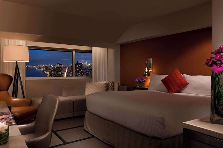 Room 49 of 113