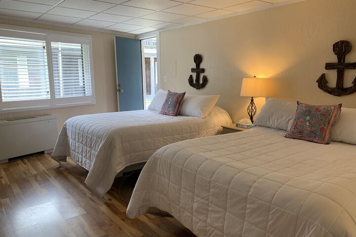 Room 155 of 231