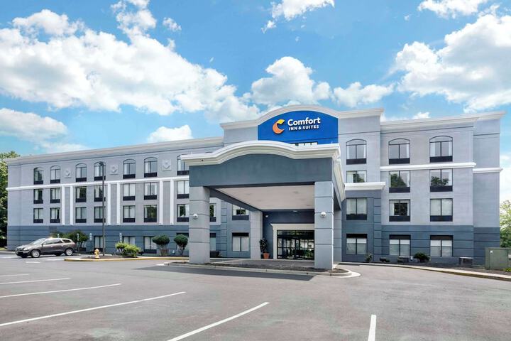 Hotel 2 of 43