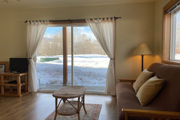 Room 95 of 210